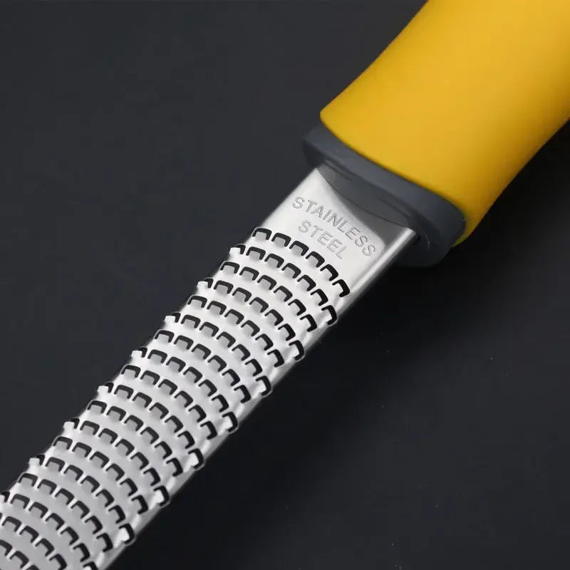 Stainless Steel Cheese Grater and Lemon Zester Gringer Cutter with Non-slip Comfort Handle with Cover