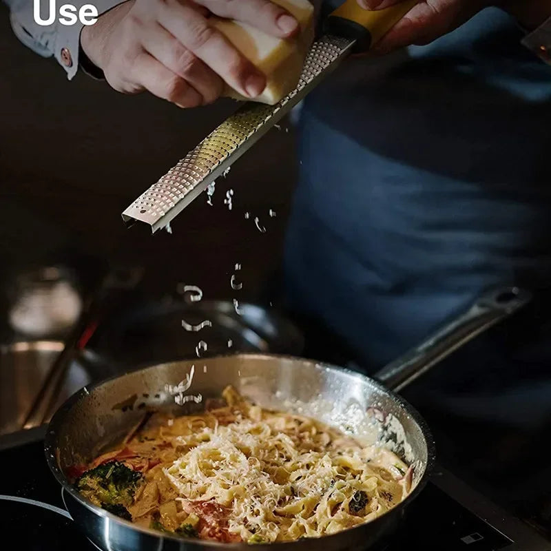 Stainless Steel Cheese Grater and Lemon Zester Gringer Cutter with Non-slip Comfort Handle with Cover
